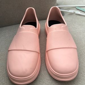 Frontline - shoes see picture for description